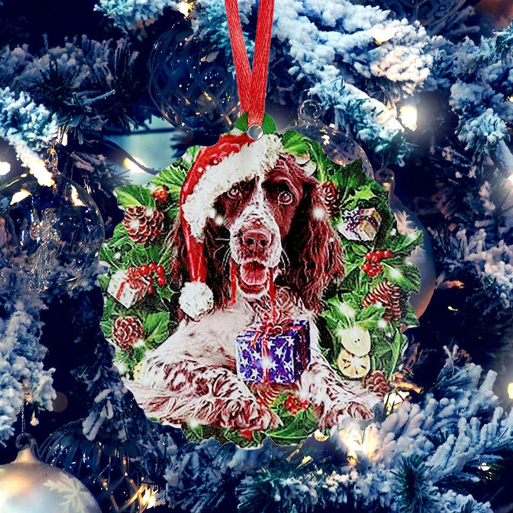 Hand-painted wooden Christmas ornament with geometric design and picture color