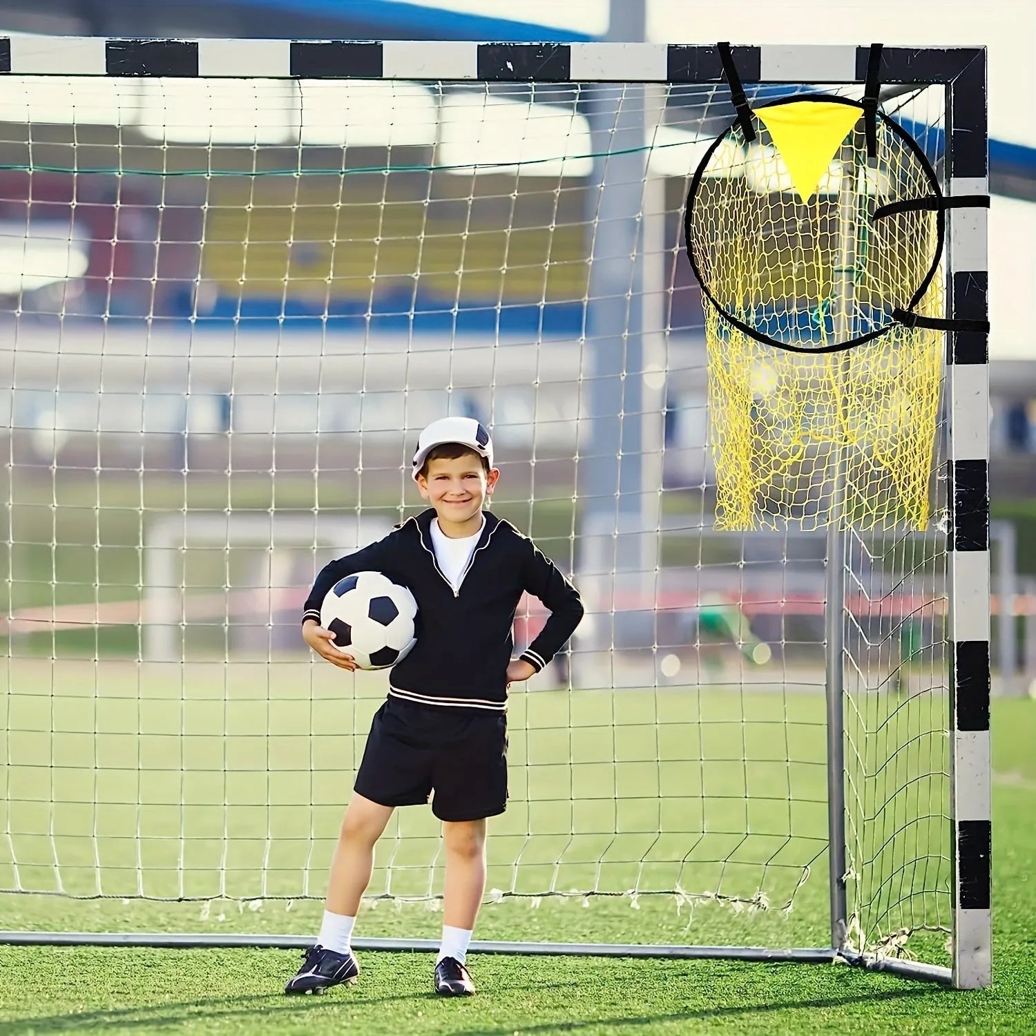 Portable foldable soccer training goal net in black or yellow colour for backyard football practice