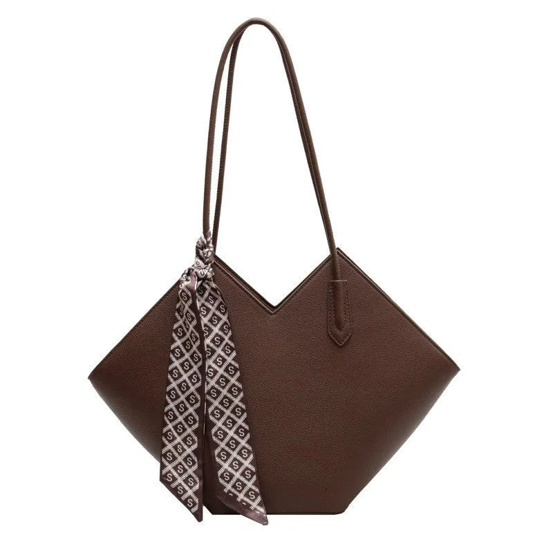Women's fashion shoulder bag with 43cm width and sandwich pocket design in eight colour options including beige, black, brown, coffee, gray, green, khaki, and yellow