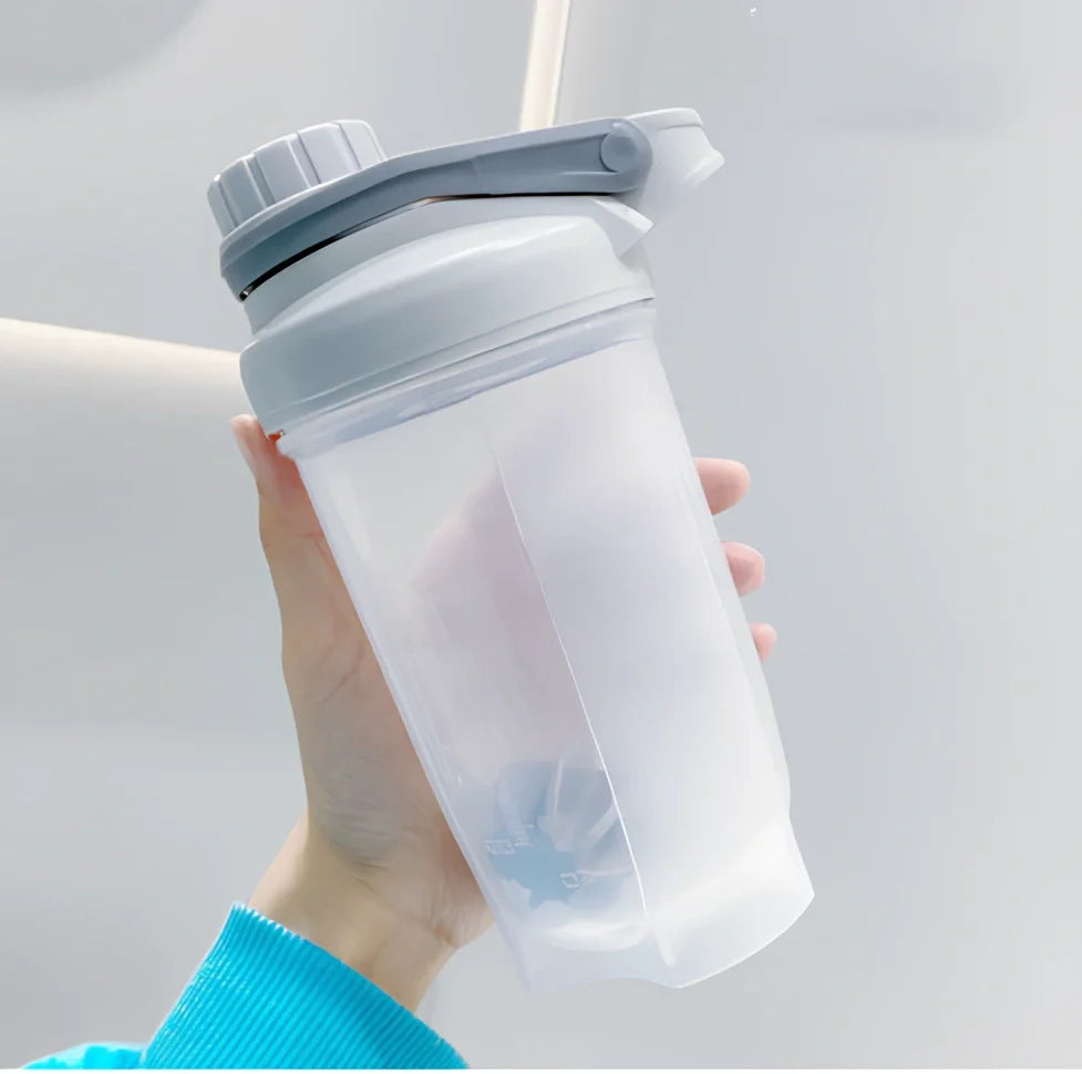 Purple 700ml leakproof blender shaker bottle with stirring ball for protein mixing, 24cm height, gym fitness cup