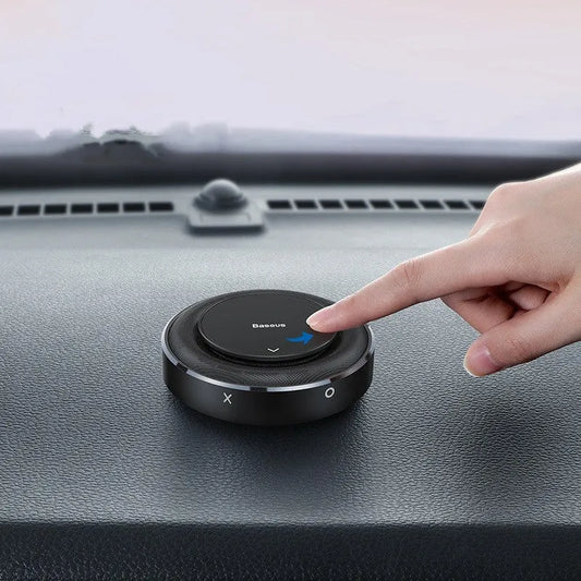Bess aluminium alloy car fragrance with round black perfume seat and aromatherapy tablets on car seat