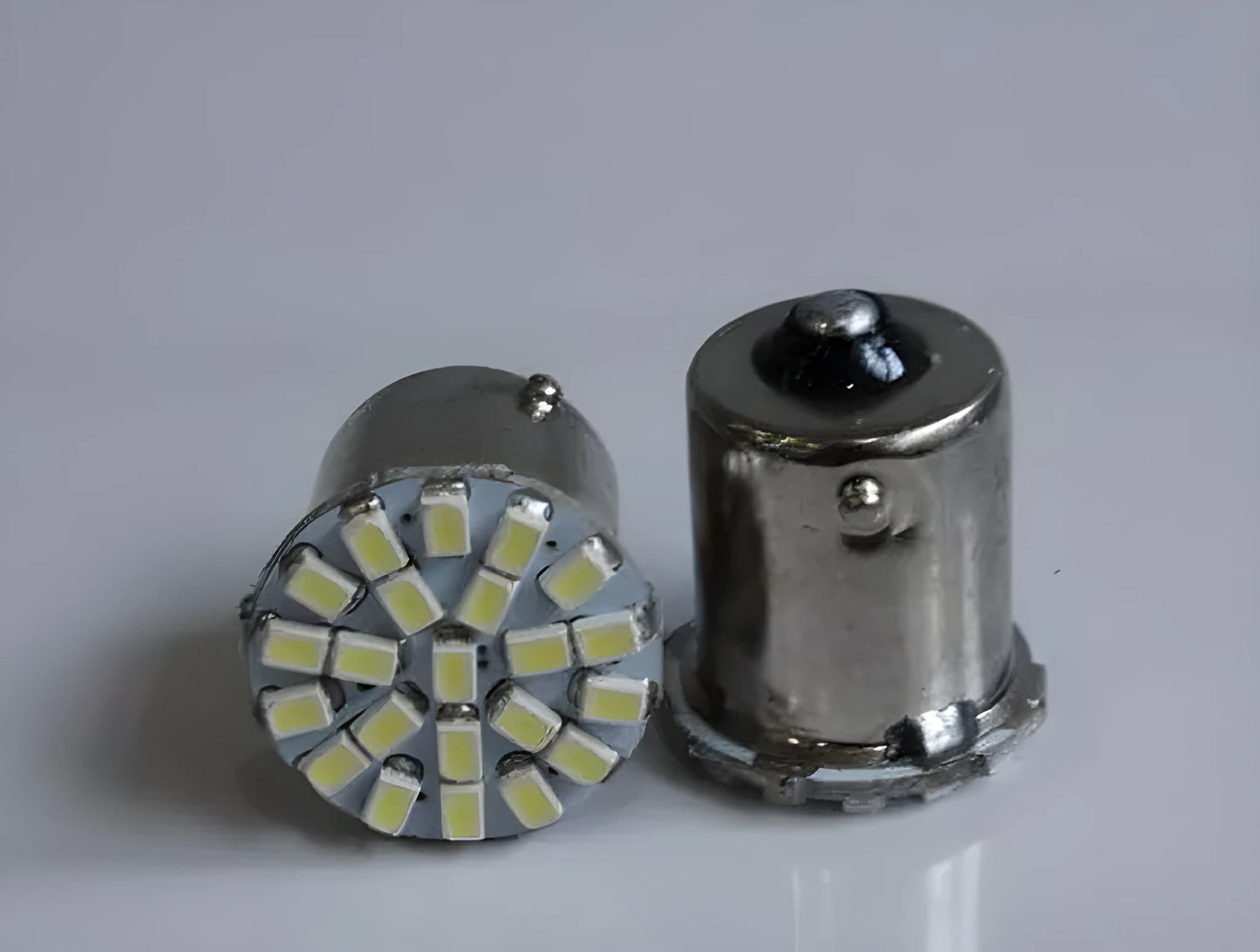 LED automotive brake light and turn signal unit with 22 bulbs for 1156/1157 sockets.
