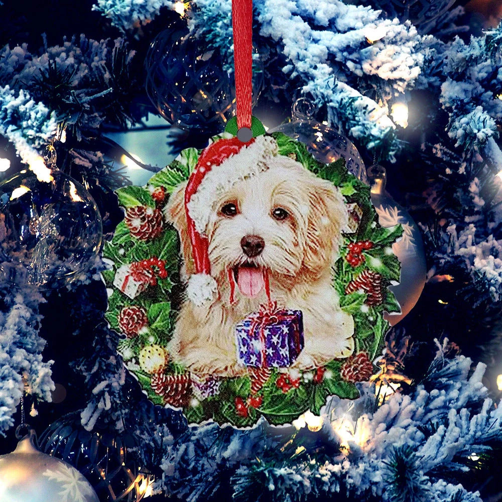 Hand-painted wooden Christmas ornament with geometric design and picture color