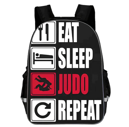 Boys and girls shoulder lightening diagonal backpack in polyester, 40x29x17cm size with adjustable strap for 20L school essentials