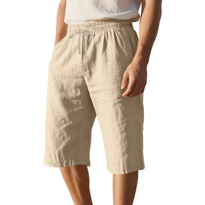 Men's linen shorts in light blue with drawstring waist and cropped straight-leg design