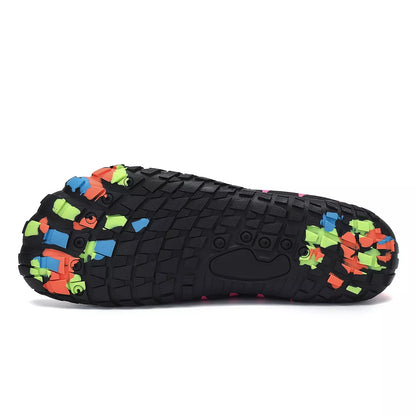 Large size outdoor hiking shoes with non-slip rubber soles in black powder, red, and blue