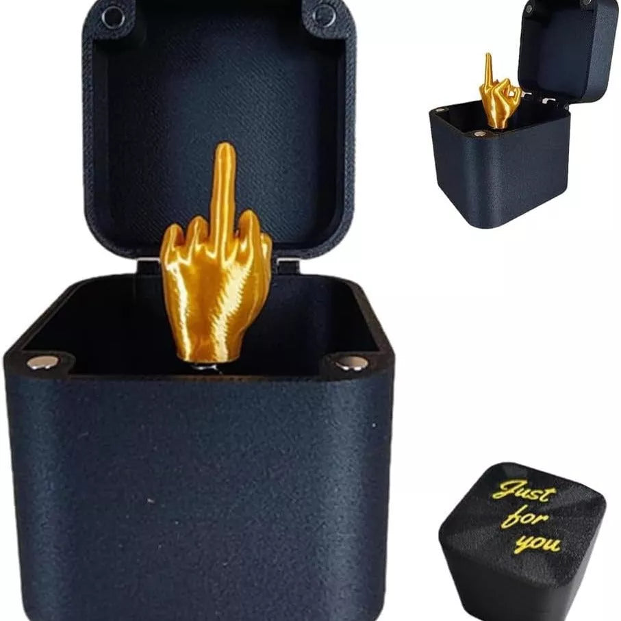 Middle Finger in a Box Christmas prank gift, 5x5x5cm, American style