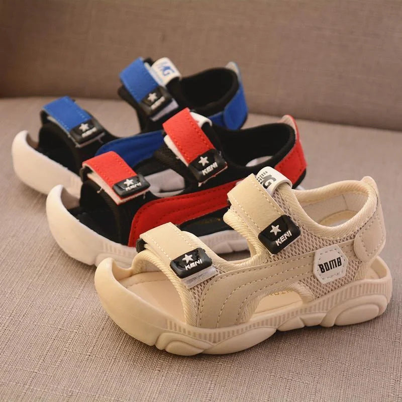Boys' summer soft sole beach sandals with anti-kick feature and non-slip soles