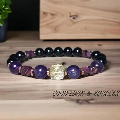 Star-shaped natural stone crystal bracelet for unisex fashion enthusiasts