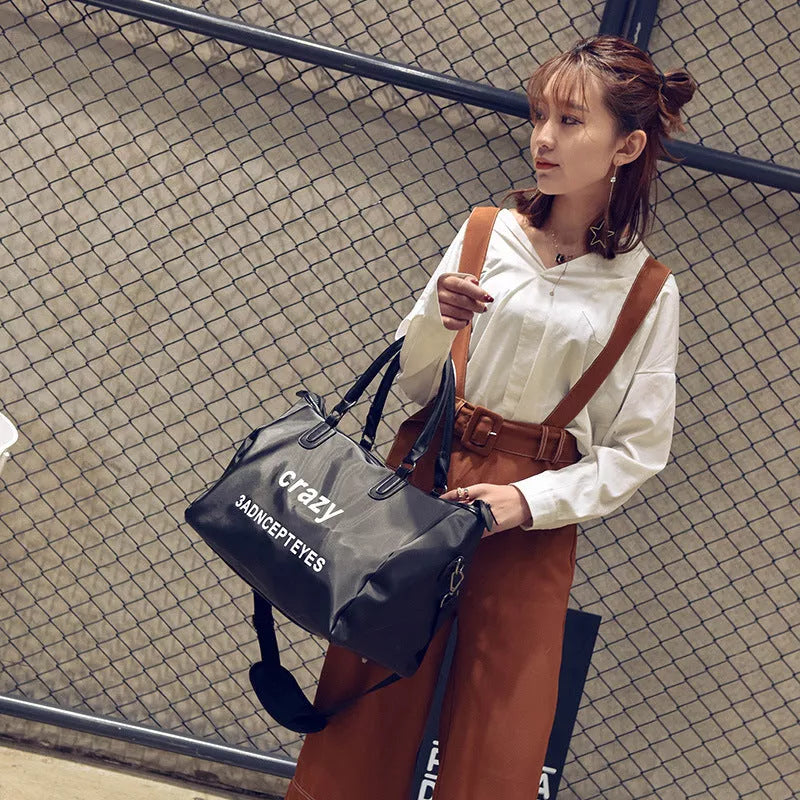 Large-capacity fitness sports bag with adjustable shoulder strap in various colors