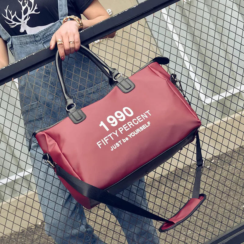 Large-capacity fitness sports bag with adjustable shoulder strap in various colors