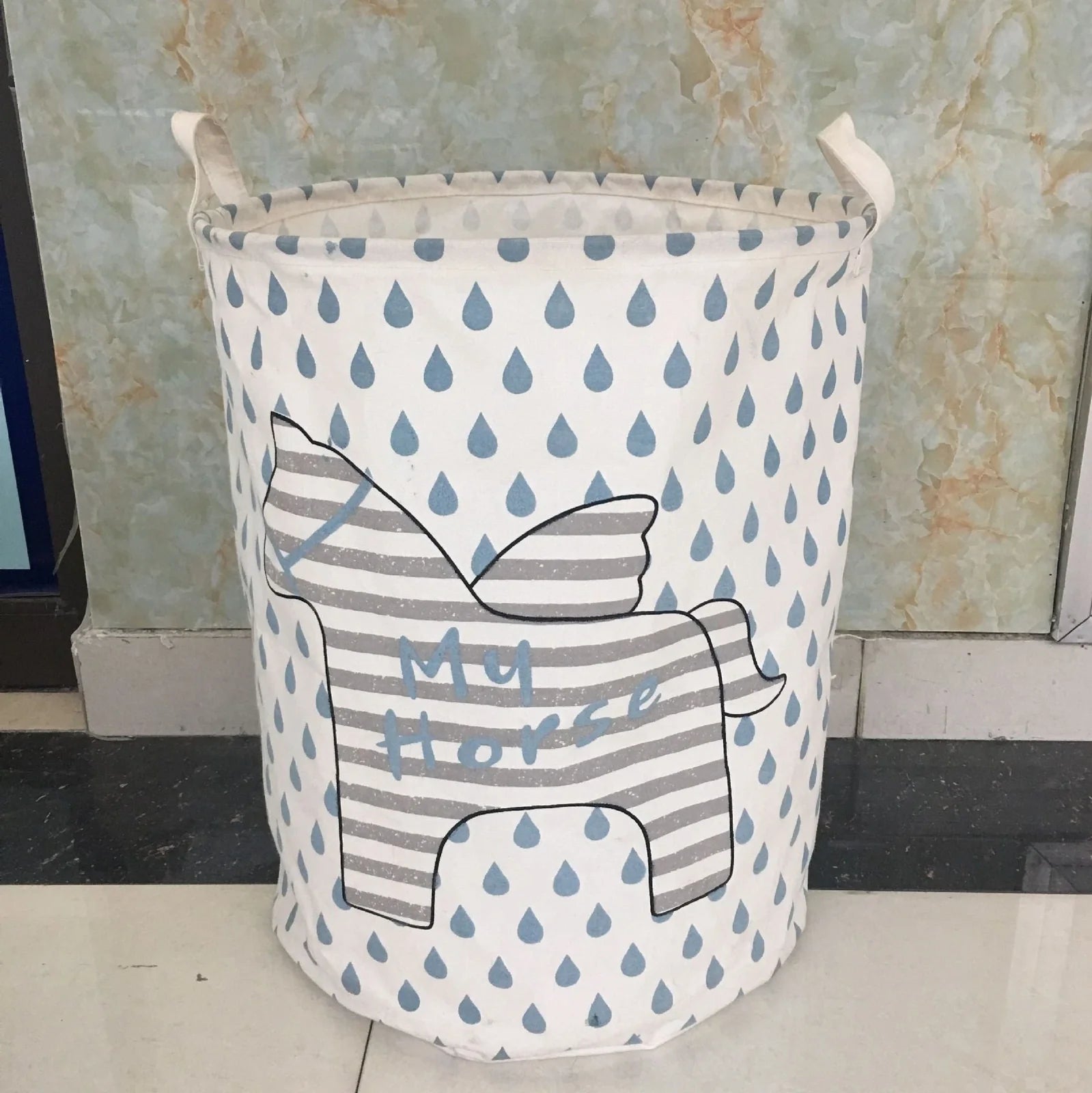 Cotton linen storage basket with five-pointed star horse pattern for laundry and toy organisation