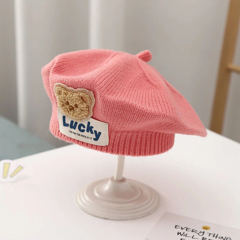 Children's knitted beret in acrylic fabric for winter, sized 45-52cm head circumference