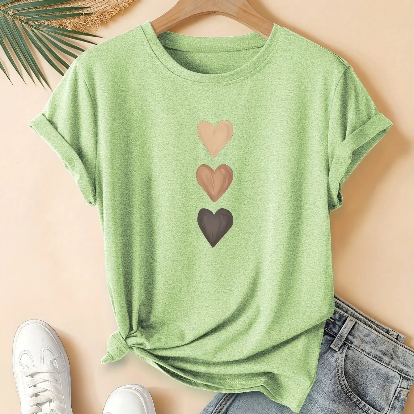 Women's dark gray pure cotton T-shirt with three heart art retro print, short sleeves and round neck.