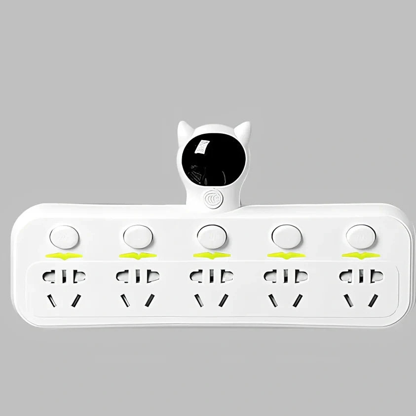 Smart socket with UK plug, LED indicators, USB ports and energy display