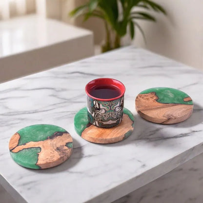 Nordic-style wooden coaster with irregular shape, 9.8cm diameter, for tea set protection