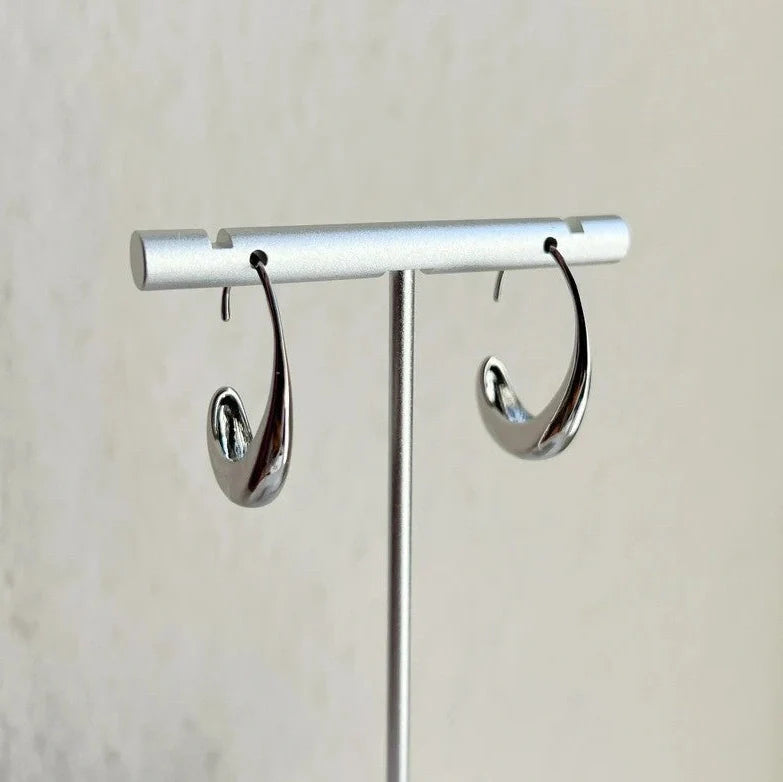 Gold and silver retro fashion earrings with snake design elements and electroplated finish