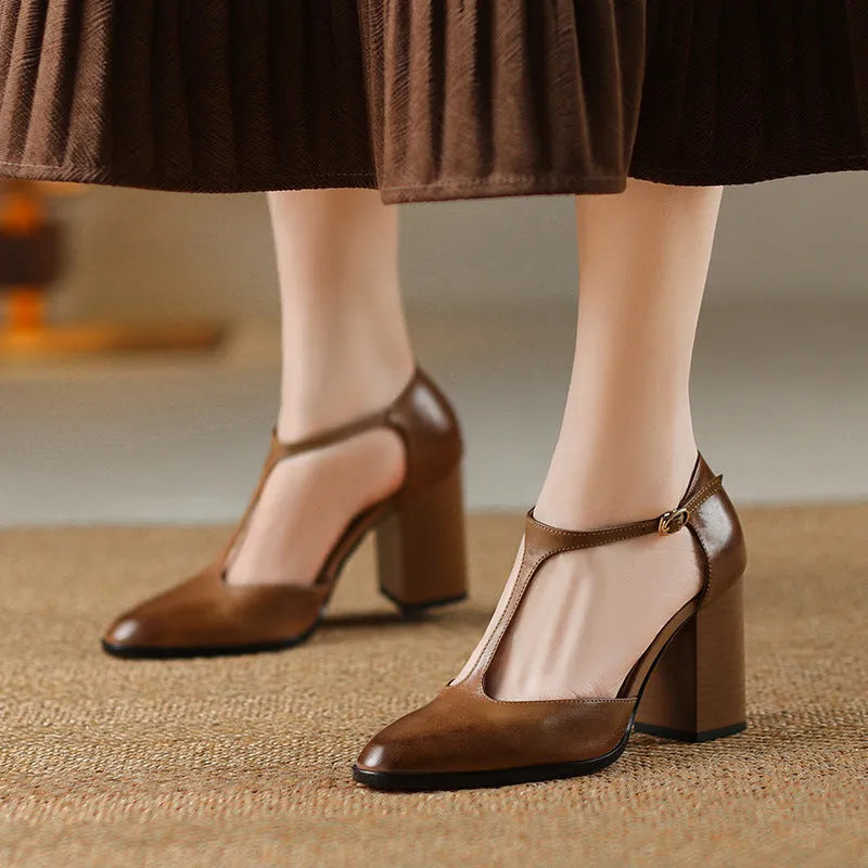 Retro pointed toe Mary Jane women's shoes with a buckle, in pink and dark brown cowhide.