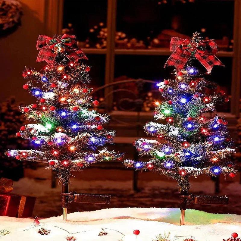 Waterproof solar-powered outdoor Christmas tree light with flower shape design