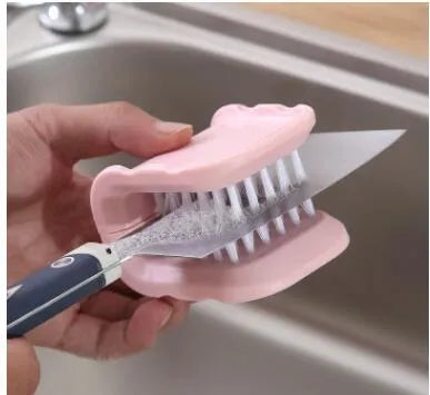 Blue U-shaped knife and cutlery cleaning brush with bristles for kitchen utensil cleaning