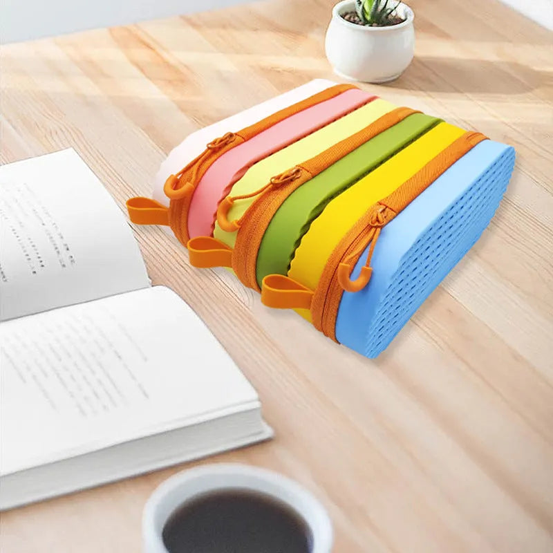 Silicone glasses case with long handle in rose red light purple colour, dimensions 200x80x50mm