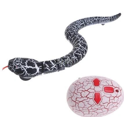 Realistic remote control snake toy with lifelike slithering motion for pranks and fun