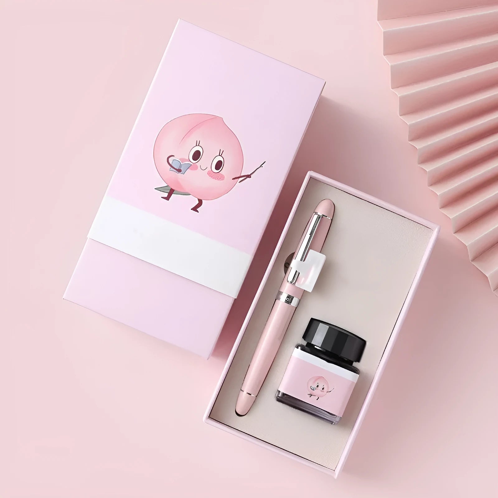 Metal beginner calligraphy fountain pen with gift box, available in Avocado, Bear, and Little dinosaur styles.