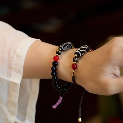 Handmade Tibetan agate Dzi bead bracelet with 8mm geometric beads and retro unisex design