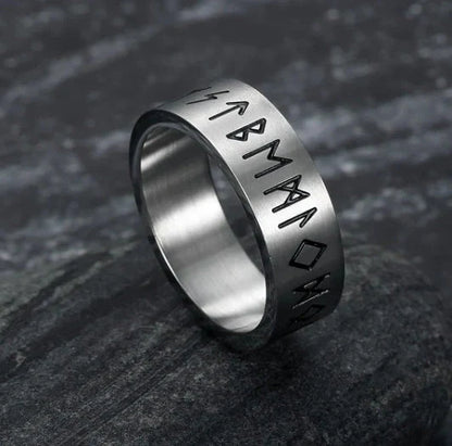 Sleek and Swiveling Titanium Steel Ring in vintage-inspired design, featuring a rotatable feature for customizable style