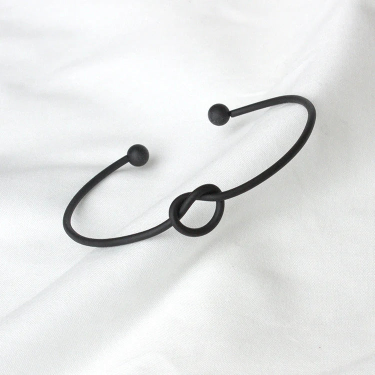 Elegant Knot O-Type Metal Openwork Bracelet with unique design for stylish women