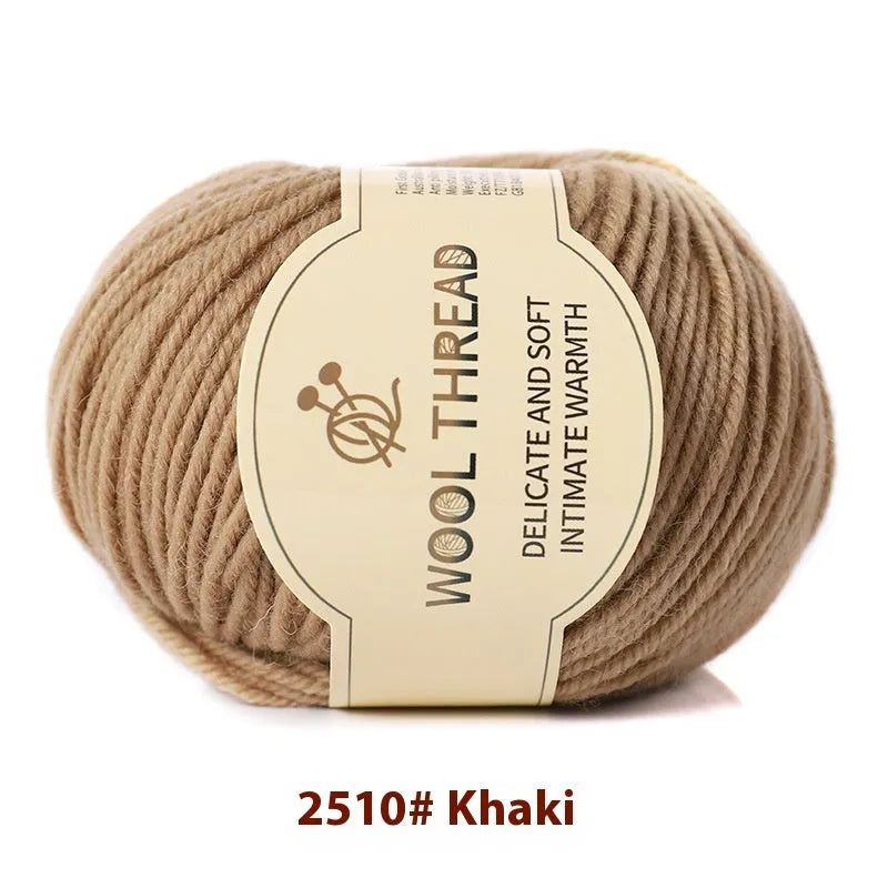 Hand-woven scarf sweater thread roll in domestic wool yarn for baby knitting projects with 10-needle compatibility