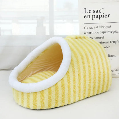 Macaron-shaped thickened cloth cat bed cage in pink, shown in a three-dimensional nest design.