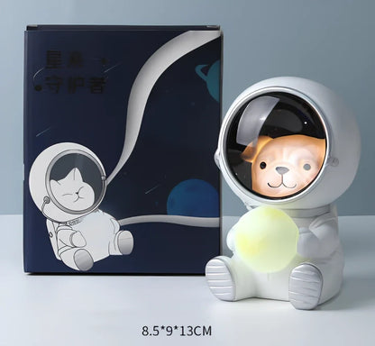 Starry sky animal atmosphere night light with resin construction measuring 9.5x10.5x13cm