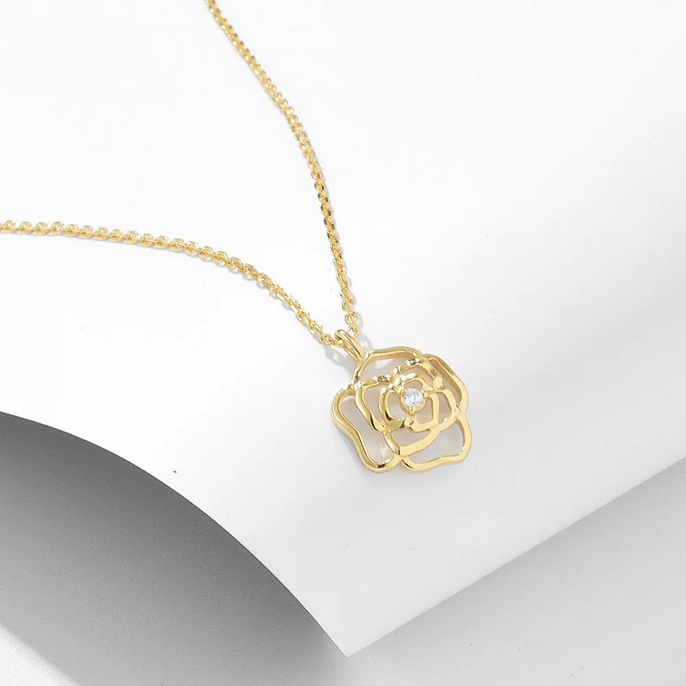 French Retro Hollow Rose Sterling Silver Necklace in gold and white finishes