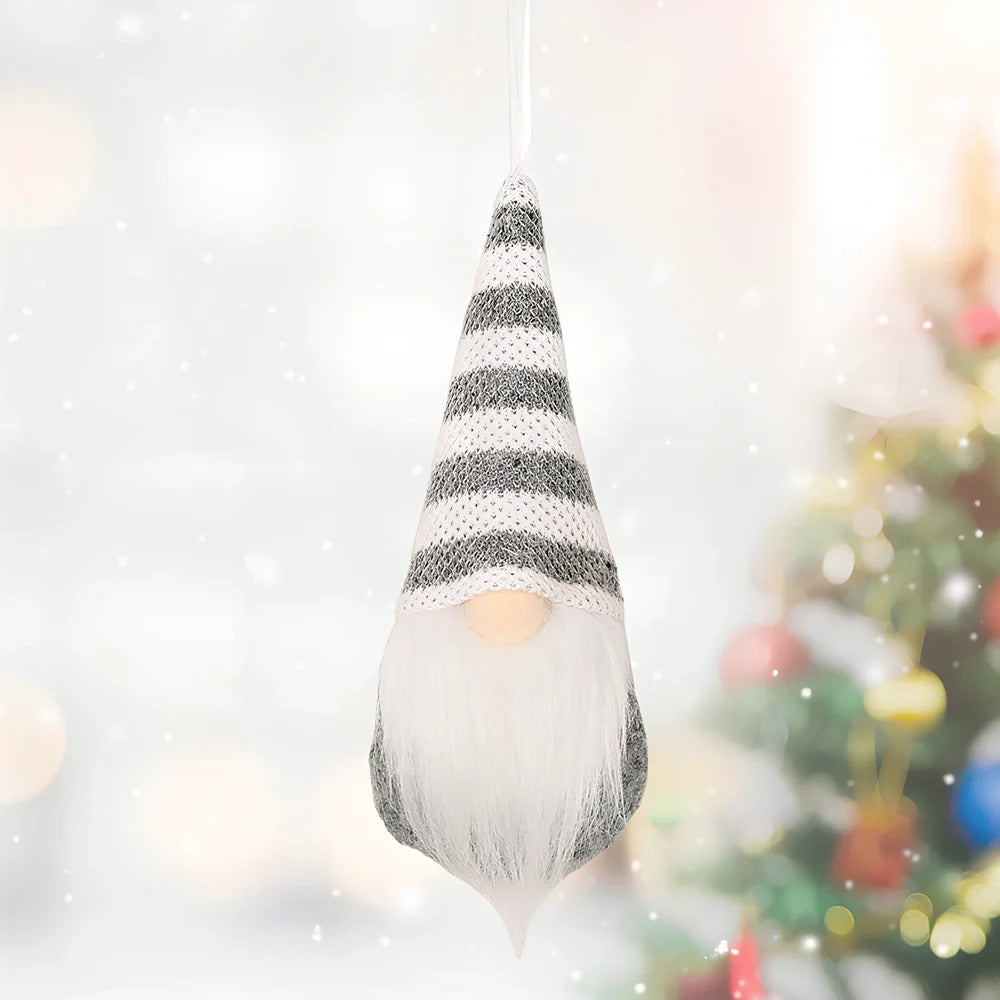 Christmas knitted small pendant decoration in red with 8cm diameter non-woven fabric construction