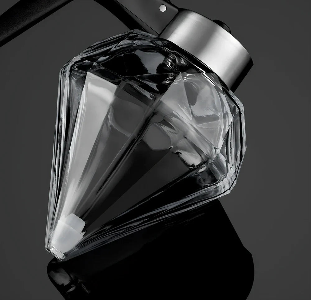 Diamond shaped glass oil dispenser with 200ml capacity and push-pour handle