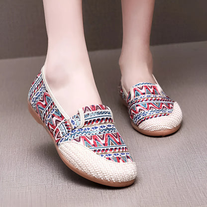 Women's ethnic style cloth shoes with shallow mouth design, colour stitching, and flat heel