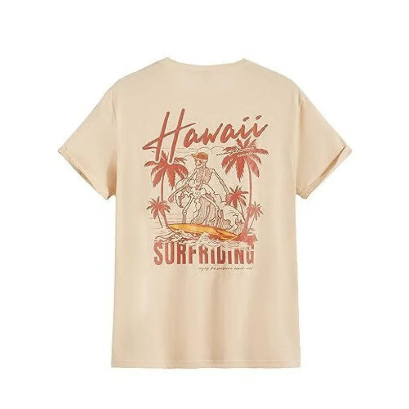 Men's short-sleeved street sports t-shirt with a digital print pattern, available in multiple sizes.