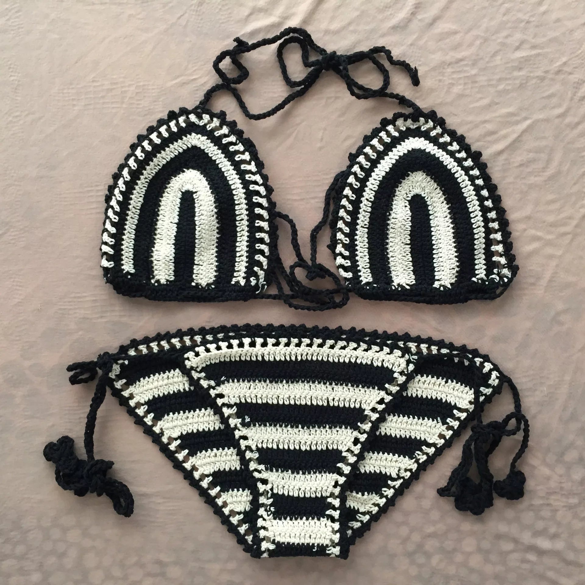 Hand crochet bikini set in woven cotton with adjustable wrap design