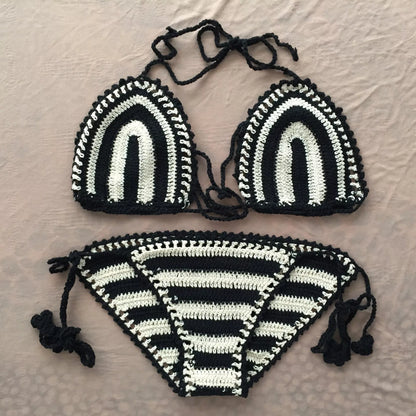 Hand crochet bikini set in woven cotton with adjustable wrap design