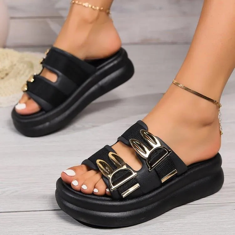Women's thick-bottom slippers with suede uppers and rubber soles in apricot colour