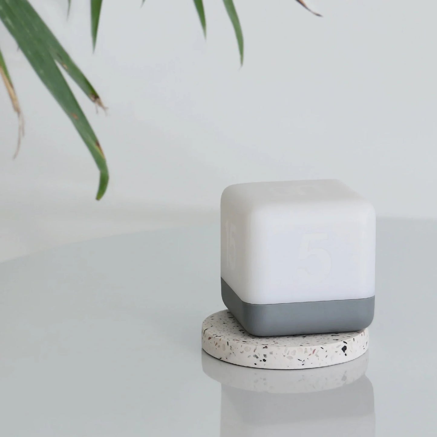 Green portable USB desk lamp with pastoral design and LED light source