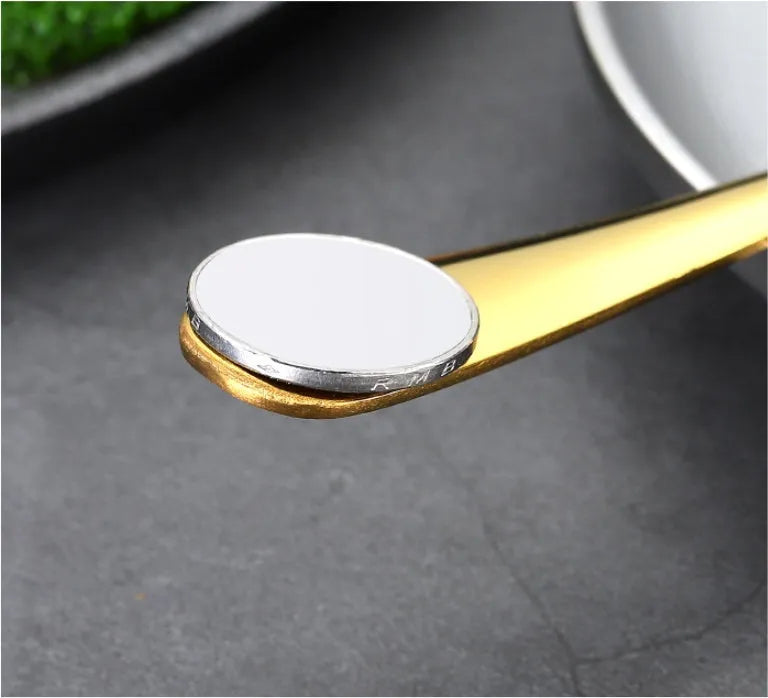 24-piece stainless steel cutlery set in gold, rose gold, black and colourful finishes.