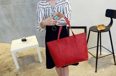 New simple fashion shoulder handbag in black and grey for spring summer.