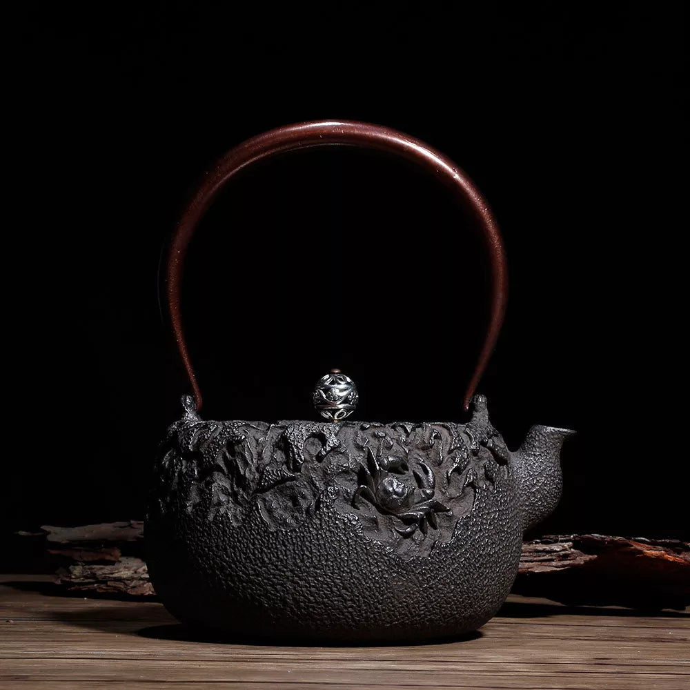 Handmade pig iron pot tea set in rock crab color, 1.3L capacity