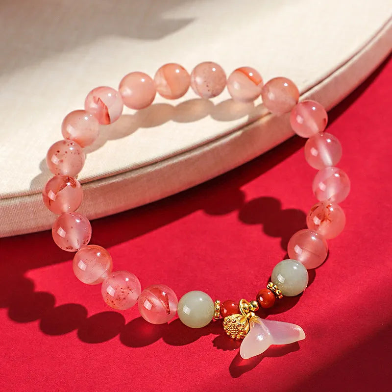 Women's ice floating south red white agate fishtail bracelet with natural colour variations and manual craftsmanship