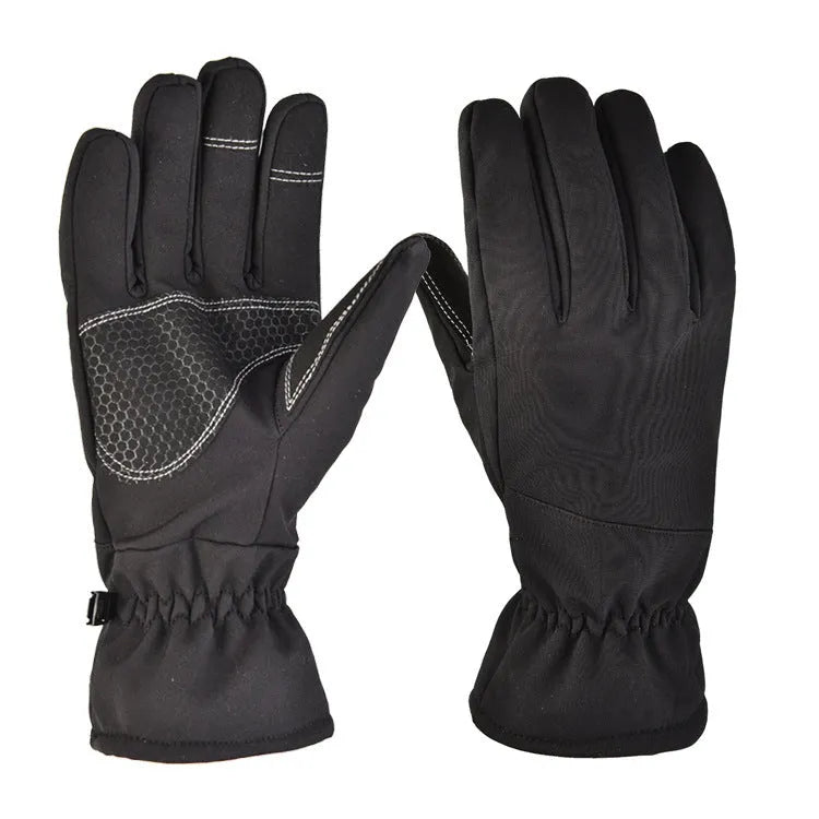 Camouflage ski gloves with touch screen fingertips and non-slip palm surface, shown in army green colour