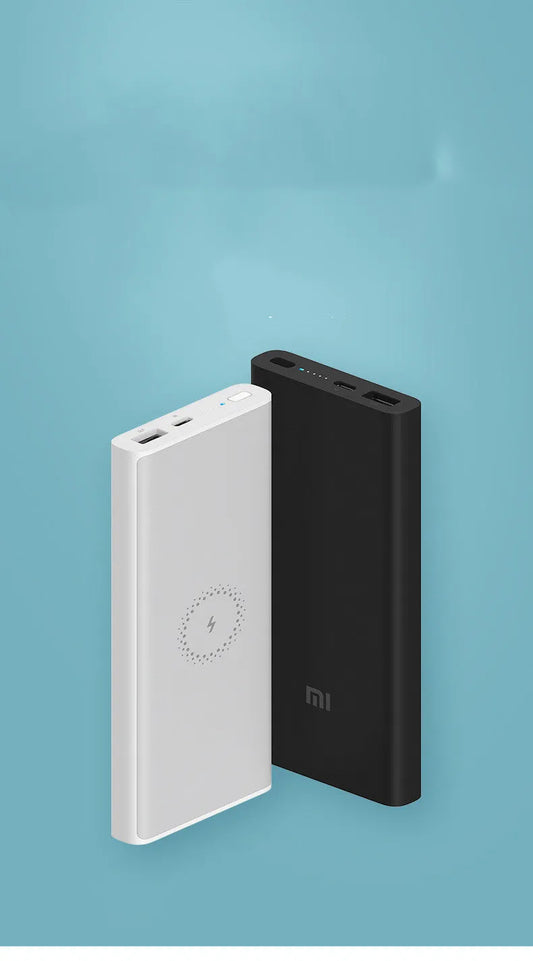 Black or white 10000mAh power bank with USB Type-C input and wireless charging surface