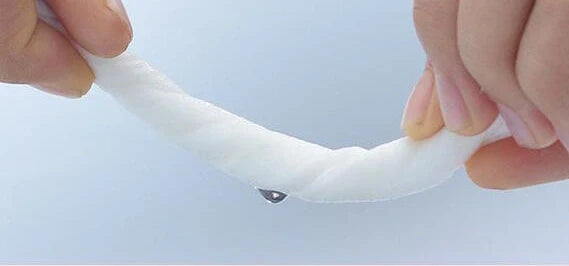 Pack of 80 thick super soft baby wipes with non-woven fabric, unfolded size 13cm by 20cm