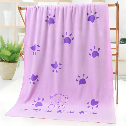 Microfiber bath towel with cartoon character print measuring 70cm wide by 140cm long